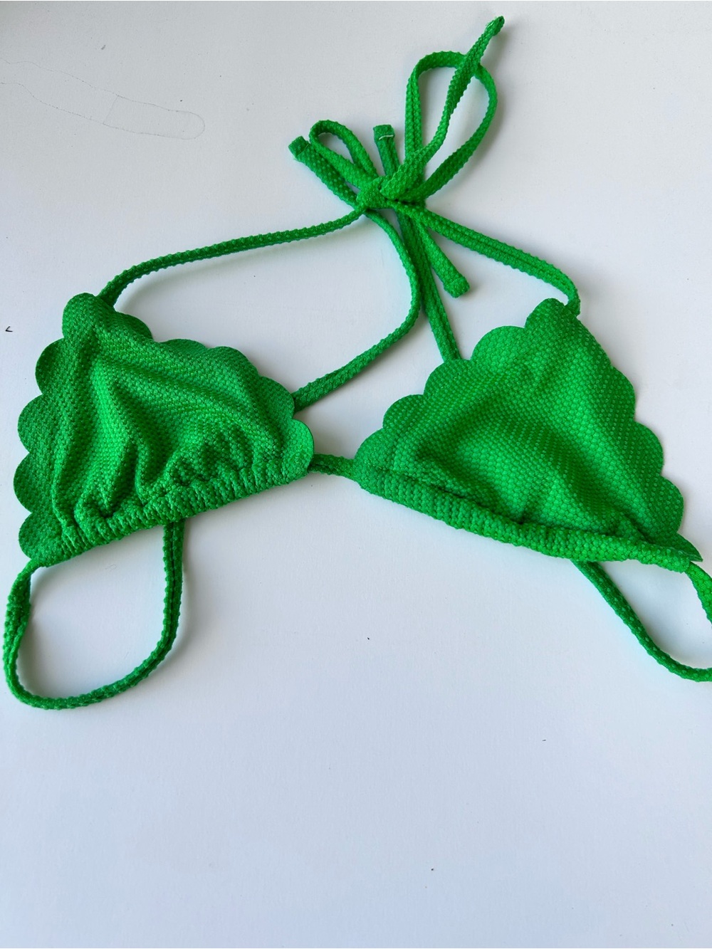Aerie Scalloped Triangle Bikini Top xs-small - Picture 1 of 2